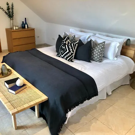 アパート Luxurious Duplex Penthouse With Golf And Sea Views ベナルマデナ